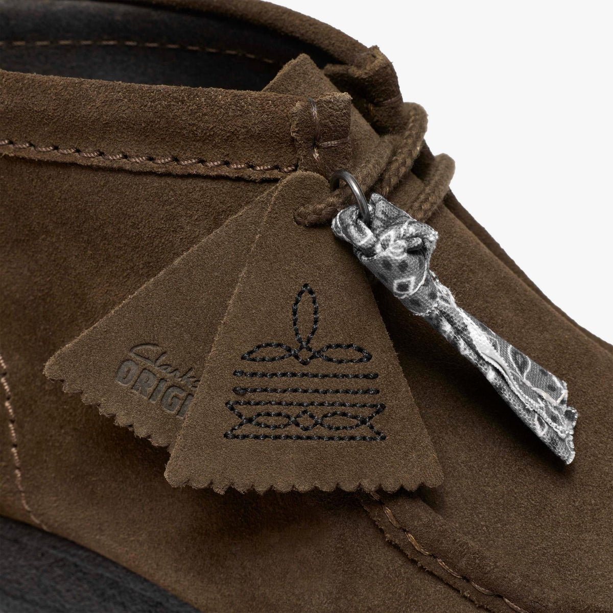 Wallabee Boot Dark Olive Suede - US 2353