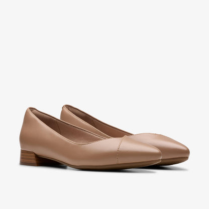 Natalyn Wish Warm Beige Leather - US 8044