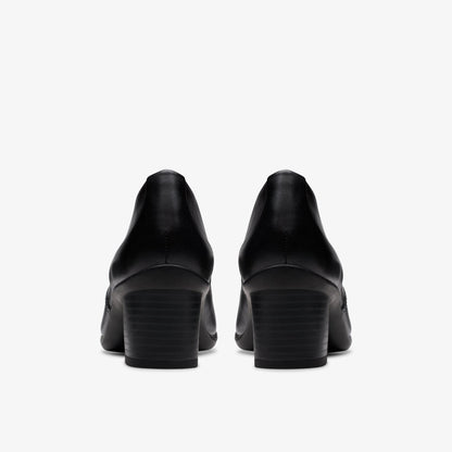 Shaya Tess Black Leather - US 4497