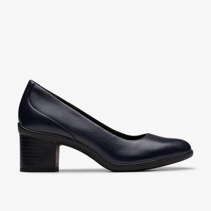 Shaya Poppy Black Patent - US 9607