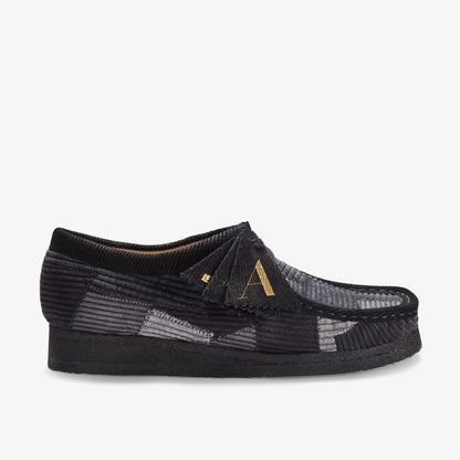 Wallabee Light Tan Embossed - US 2280