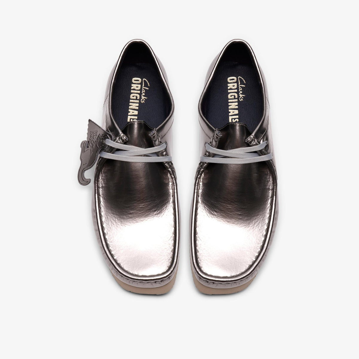 Wallabee 2604 Silver Patent - US 4777
