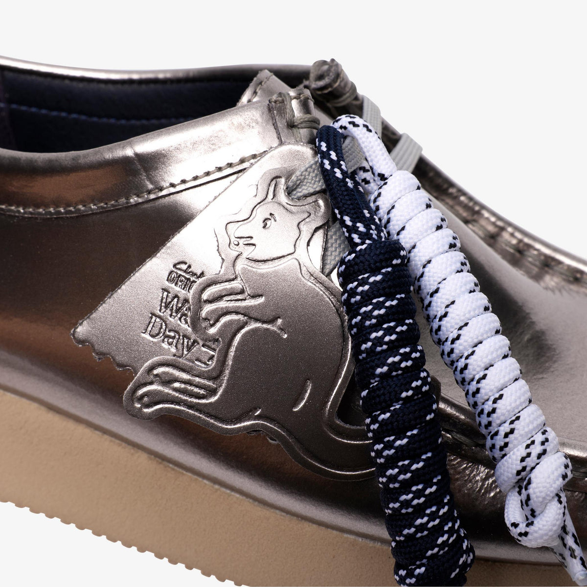Wallabee 2604 Silver Patent - US 0944