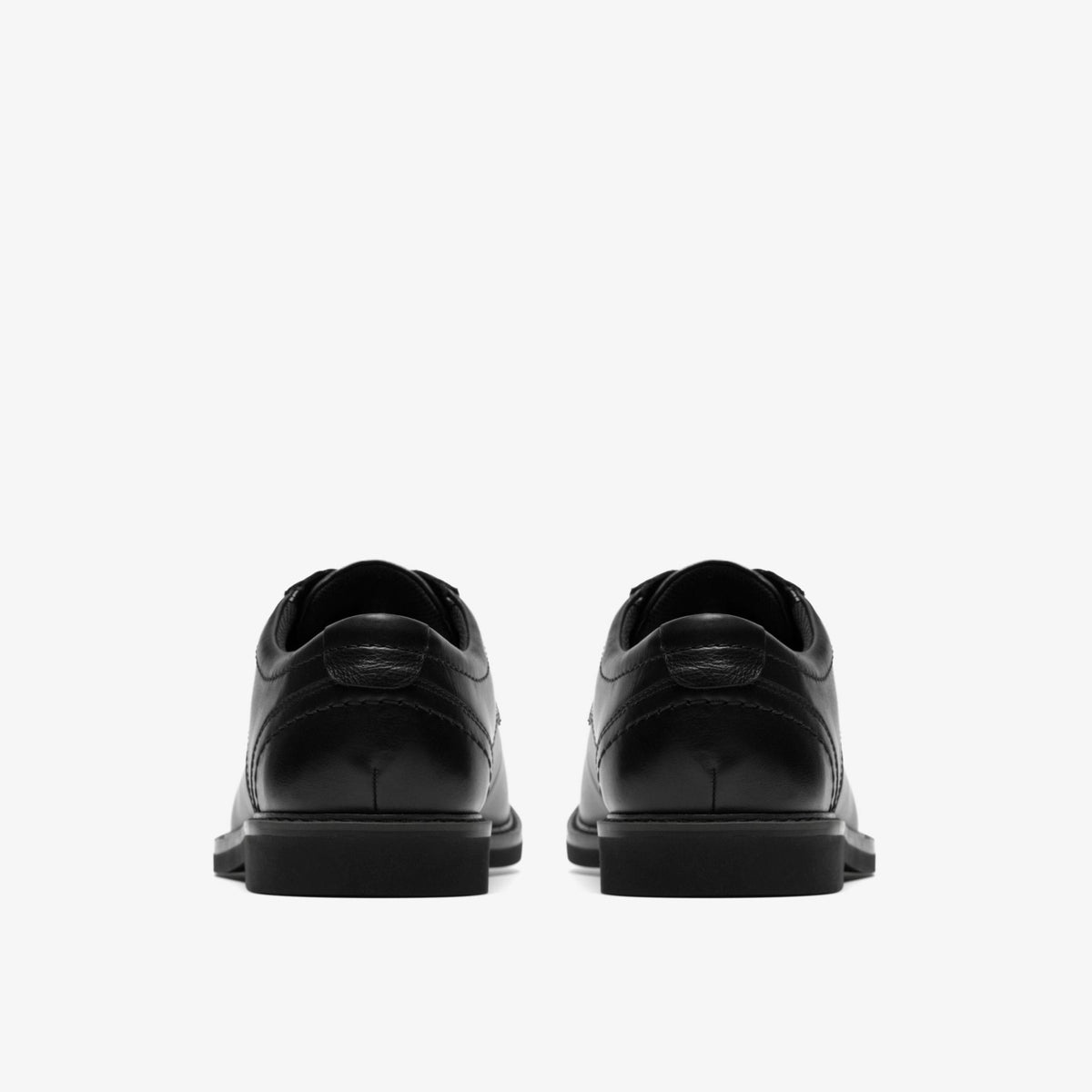 Radcliff Low Black Smooth - US 9202
