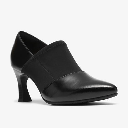 Tammitha Sleek Black Leather - US 5354