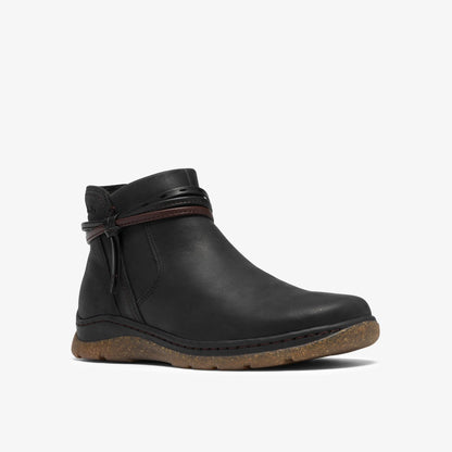 Orlene Roam Black Leather - US 7055