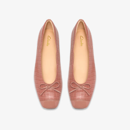 Befana Bow Light Pink Crocodile - US 9042